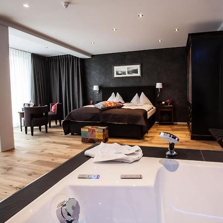 Hotel Riviera Loft Weggis Ngoại thất bức ảnh