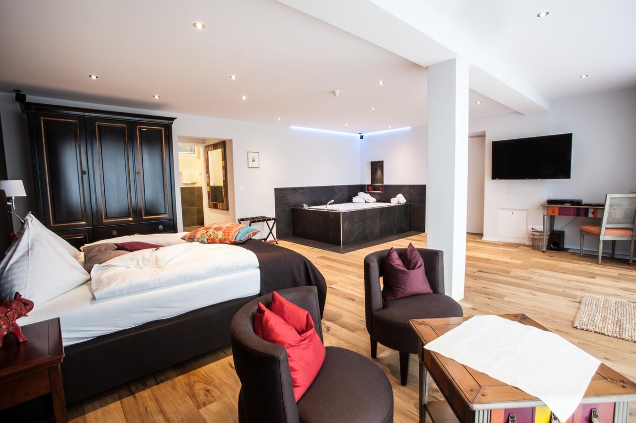 Hotel Riviera Loft Weggis Ngoại thất bức ảnh